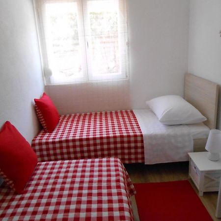 Apartments With A Parking Space Okrug Gornji, Ciovo - 13859 Trogir Room photo