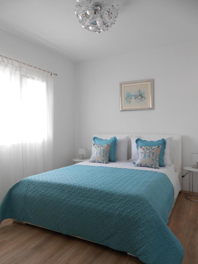 Apartments With A Parking Space Okrug Gornji, Ciovo - 13859 Trogir Exterior photo